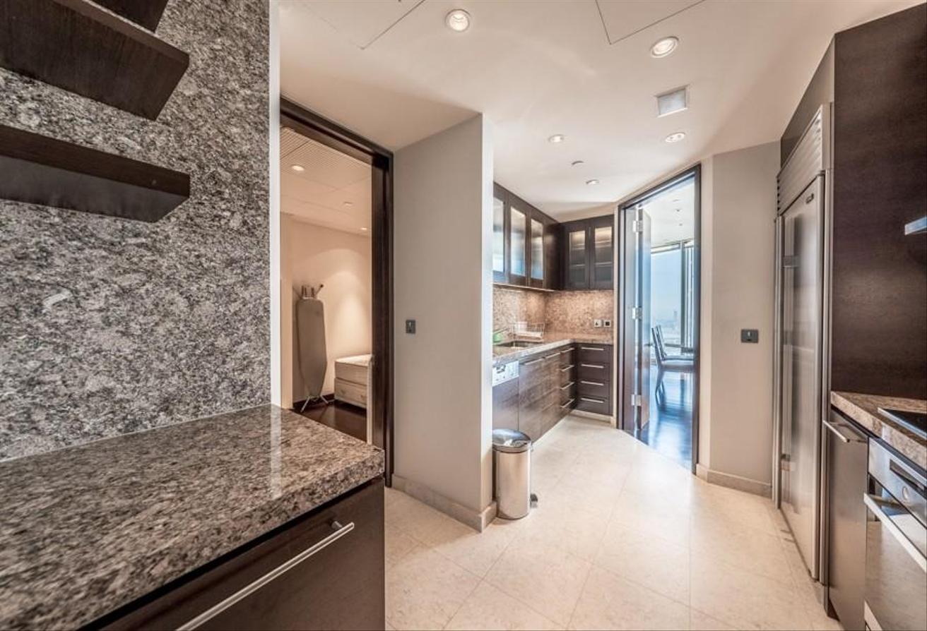 Exclusive | Renovated | Furnished photo 26