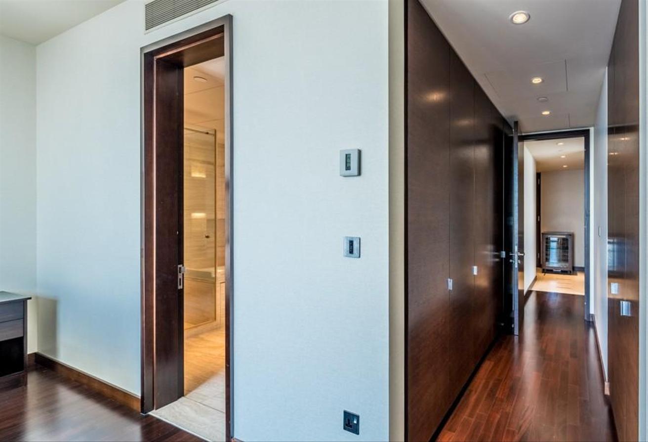 Exclusive | Renovated | Furnished photo 13