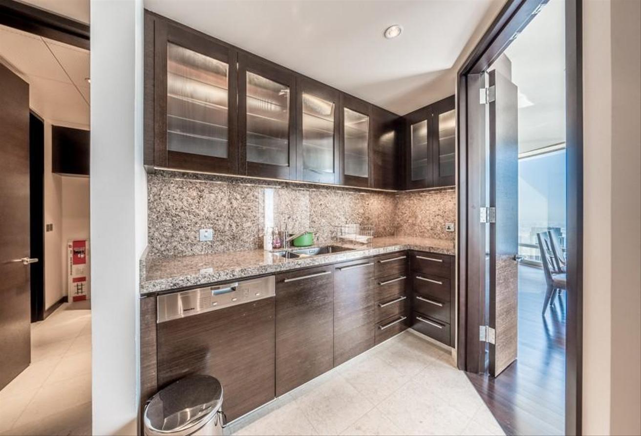 Exclusive | Renovated | Furnished photo 27
