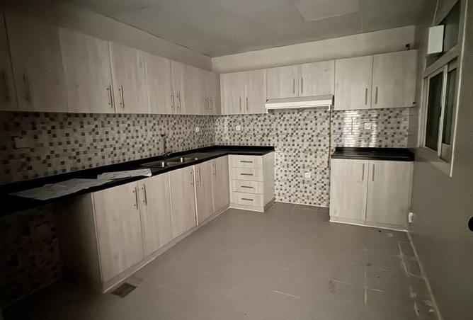 64042188 - Property Image 3
