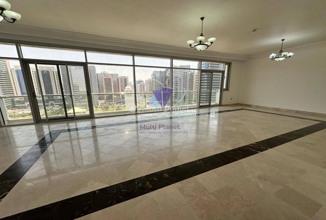 88733292 - Property Main Image