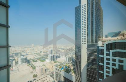 شقة - 2 غرف نوم - 3 حمامات للايجار في برج بارك - شارع الشيخ زايد - دبي شقة - 2 غرف نوم - 3 حمامات للايجار في برج بارك - شارع الشيخ زايد - دبي