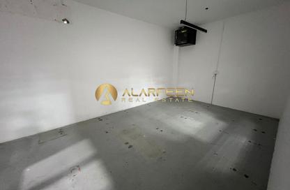 Warehouse - Studio - 1 Bathroom for rent in Ras Al Khor Industrial 1 - Ras Al Khor - Dubai