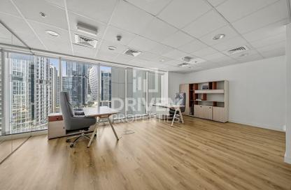 Office Space - Studio - 1 Bathroom for rent in The Burlington - Business Bay - Dubai