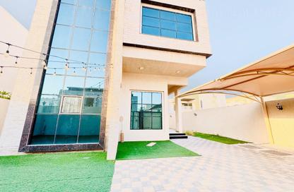 Villa - 4 Bedrooms - 6 Bathrooms for rent in Hoshi - Al Badie - Sharjah