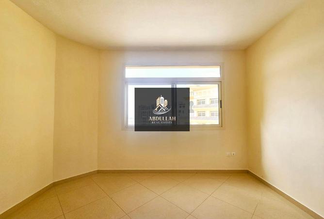 74233464 - Property Image 2