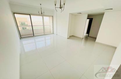 Apartment - 2 Bedrooms - 3 Bathrooms for rent in Muwaileh 29 Building - Muwaileh - Sharjah