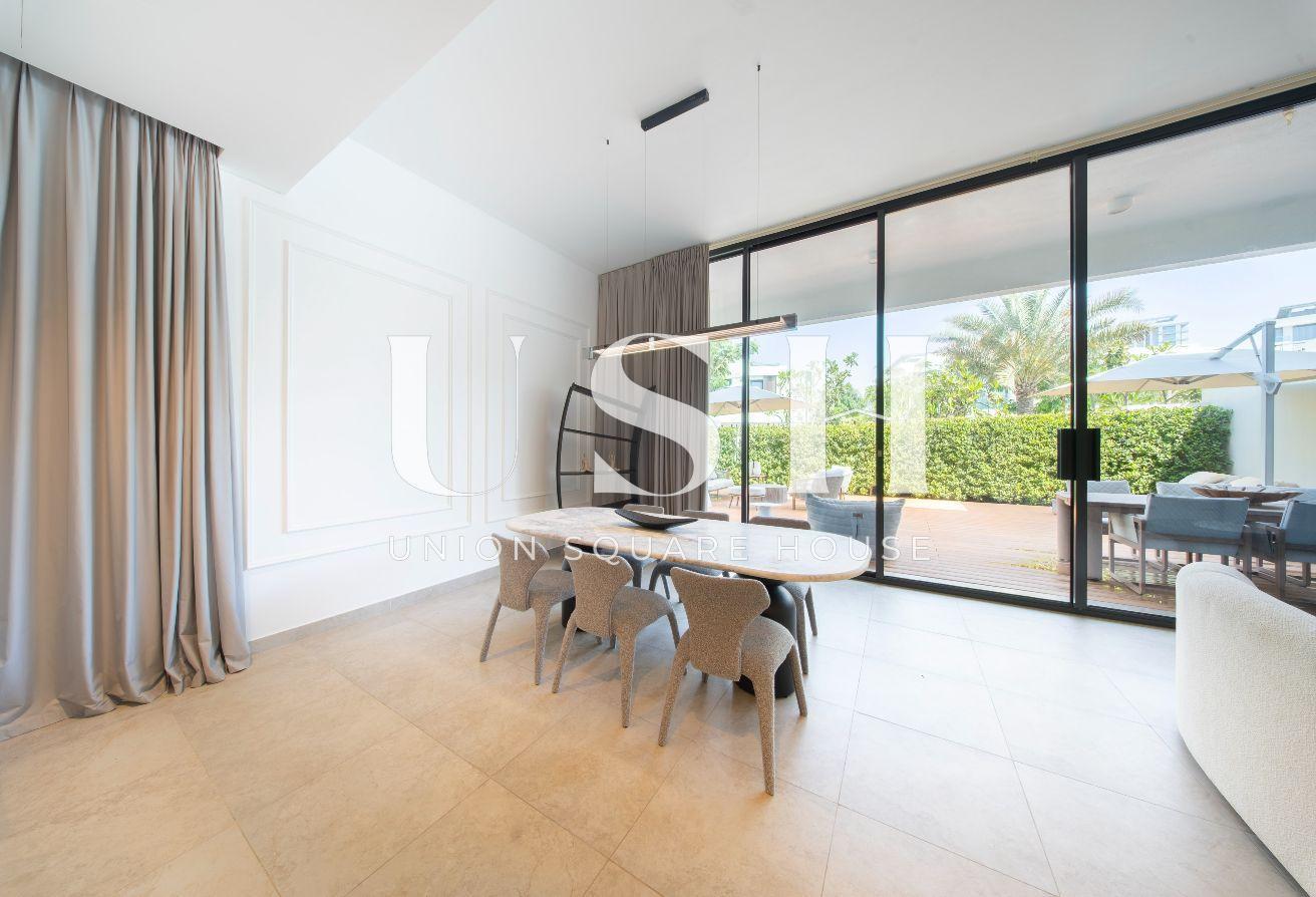 Fully Furnished | Private Backyard | Luxury Villa photo 6