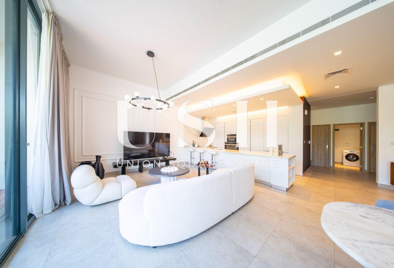 Fully Furnished | Private Backyard | Luxury Villa photo 4