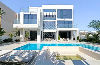 Villa - 6 Bedrooms - 7 Bathrooms for sale in Jumeirah Park Homes - Jumeirah Park - Dubai