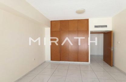 Apartment - 3 Bedrooms - 2 Bathrooms for rent in Golden Sands 1 - Al Mankhool - Bur Dubai - Dubai