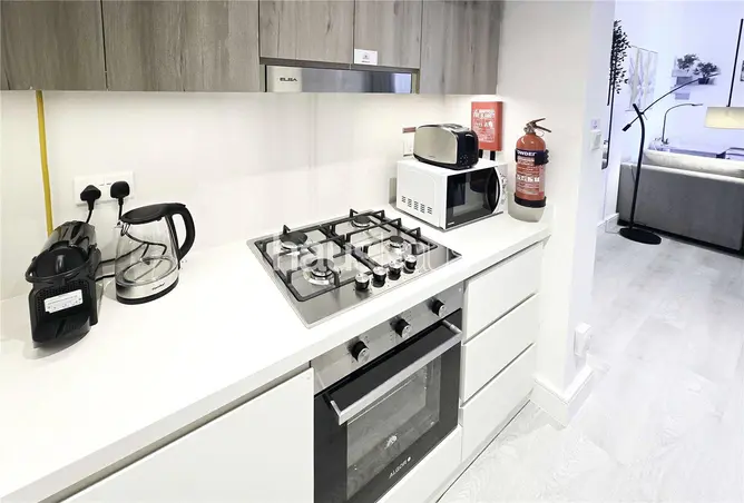 93993438 - Property Image 3