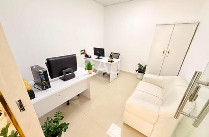 Office Space - Studio - 1 Bathroom for rent in Al Rostamani Building - Port Saeed - Deira - Dubai Office Space - Studio - 1 Bathroom for rent in Al Rostamani Building - Port Saeed - Deira - Dubai