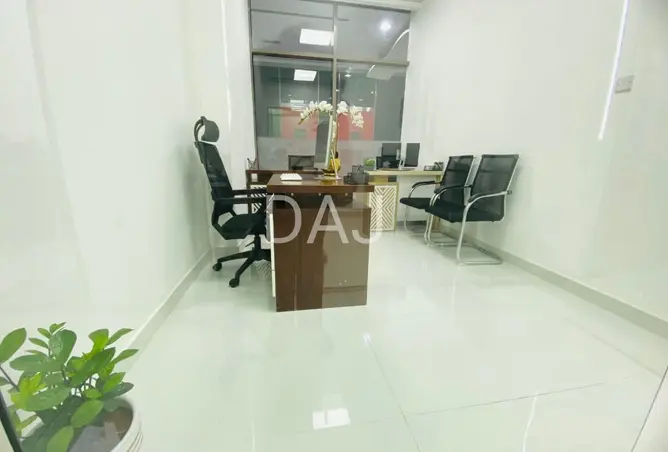 163700311 - صورة العقار 2