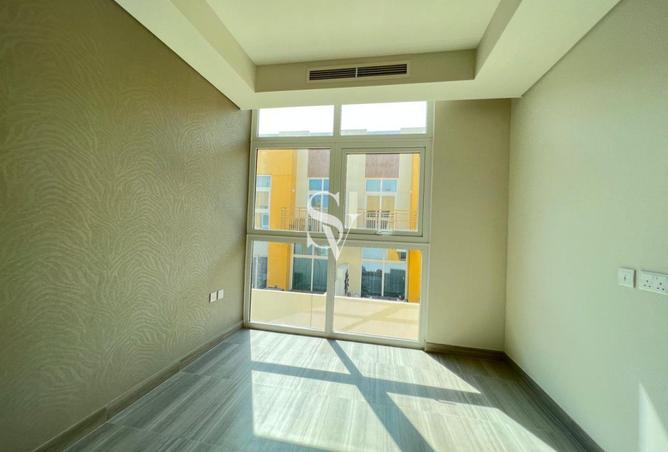 106408440 - Property Image 3
