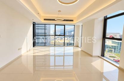 Apartment - 2 - 3 for rent in Zee Zee Tower - Al Barsha 1 - Al Barsha - Dubai Apartment - 2 - 3 for rent in Zee Zee Tower - Al Barsha 1 - Al Barsha - Dubai