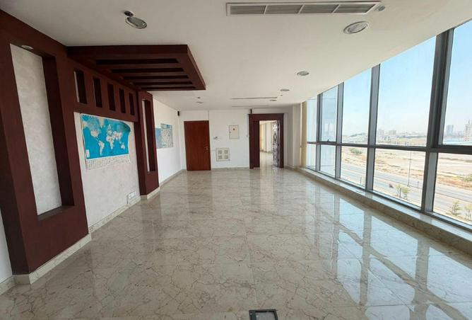 98259781 - Property Image 2