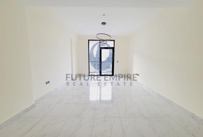 76967120 - Property Main Image