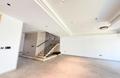 Villa - 4 - 5 for rent in Jumeirah 1 Villas - Jumeirah 1 - Jumeirah - Dubai Villa - 4 - 5 for rent in Jumeirah 1 Villas - Jumeirah 1 - Jumeirah - Dubai