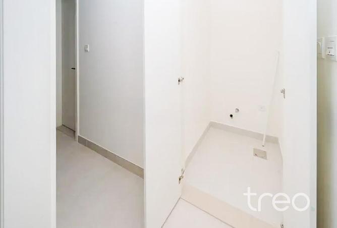 73114115 - Property Image 2