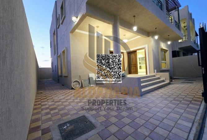 54977525 - Property Image 2