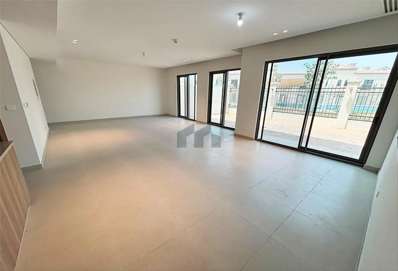 156003323 - Property Main Image