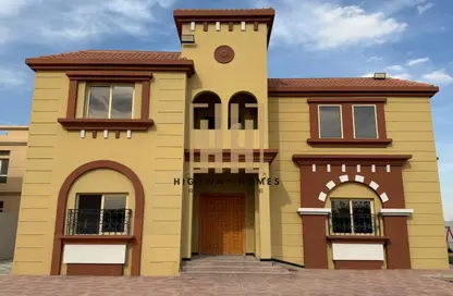 فيلا - 5 غرف نوم للايجار في النوف - الشارقة