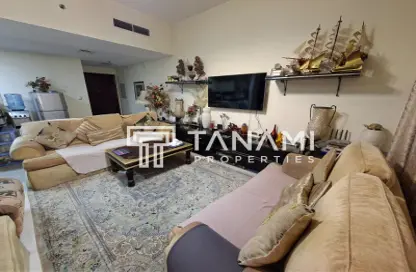 شقة - 2 غرف نوم - 2 حمامات للبيع في برج حمزة - مدينة دبي الرياضية - دبي