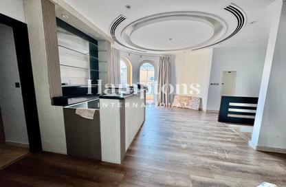 Villa - 5 Bedrooms - 6 Bathrooms for rent in Jumeirah Park Homes - Jumeirah Park - Dubai