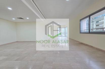 Apartment - 3 Bedrooms - 4 Bathrooms for rent in Skyline Residence - Sheikh Zayed Road - Dubai