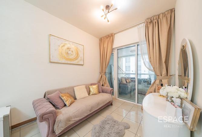 74625727 - Property Image 2