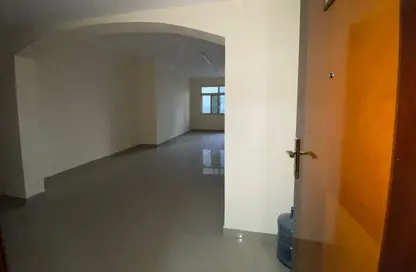 شقة - 2 غرف نوم - 2 حمامات للايجار في كورنيش الخان - الخان - الشارقة