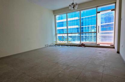 Apartment - 1 Bedroom - 2 Bathrooms for rent in Park Terrace - Dubai Silicon Oasis - Dubai