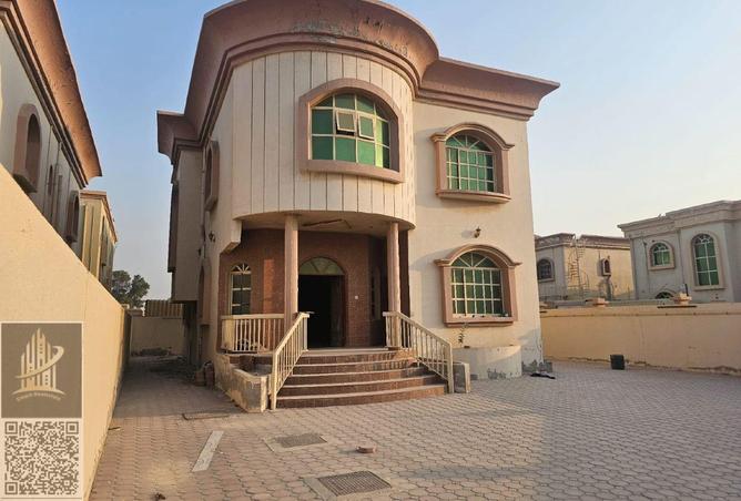 69900385 - Property Image 2