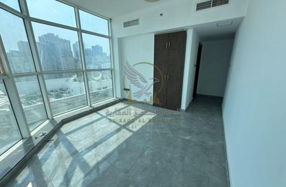 Apartment - 2 - 2 for rent in Al Majaz 2 - Al Majaz - Sharjah