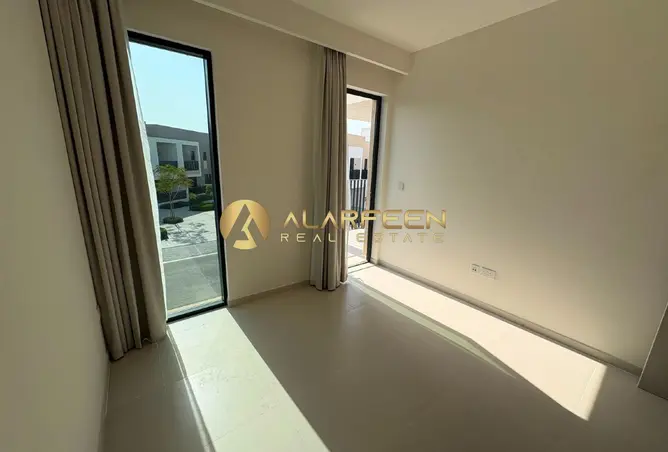 122907898 - Property Image 3