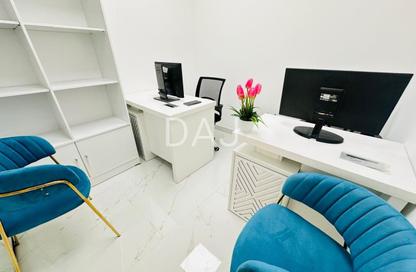 Office Space - Studio - 1 Bathroom for rent in Reem Residency - Al Karama - Dubai