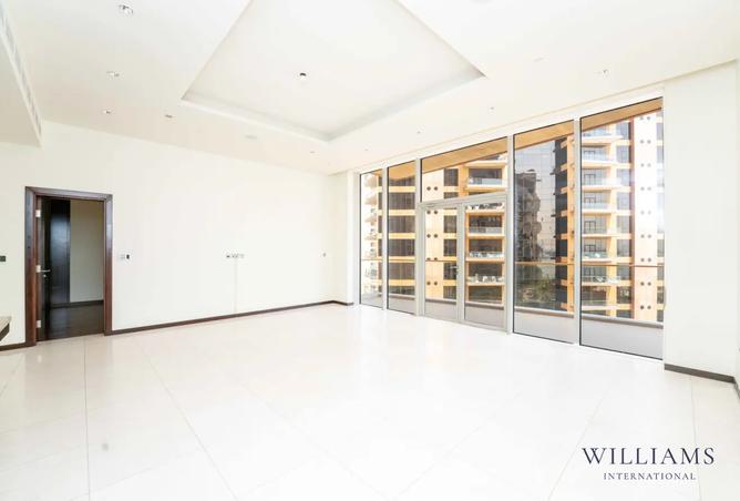 128357458 - Property Image 3