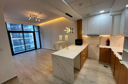 Apartment - 1 Bedroom - 1 Bathroom for rent in The East Crest by Meteora - District 17 - Jumeirah Village Circle - Dubai
