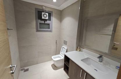 Apartment - 3 Bedrooms - 3 Bathrooms for rent in Gulfa Towers - Al Rashidiya 1 - Al Rashidiya - Ajman