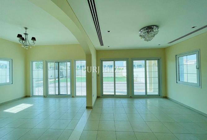 103684919 - Property Image 2