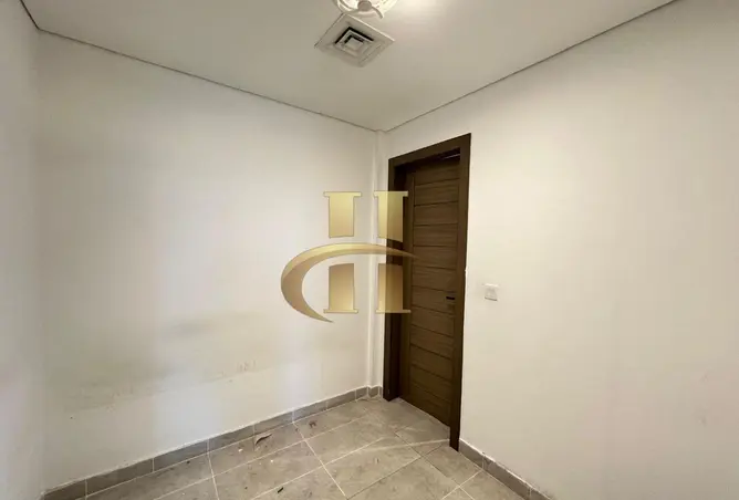 133877621 - Property Image 3