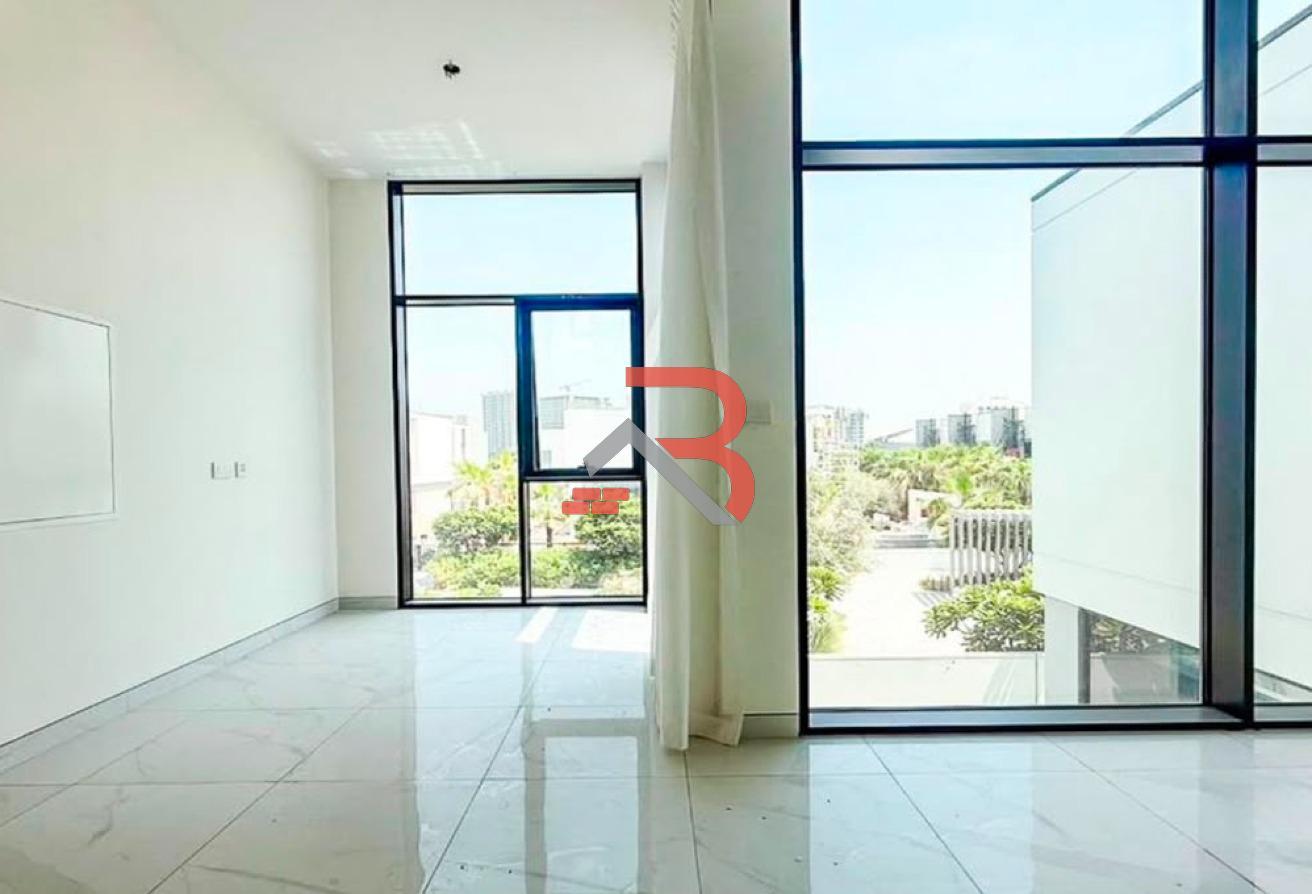 Landscaped | 5BR+Maid's+Driver's Room | Vacant photo 11