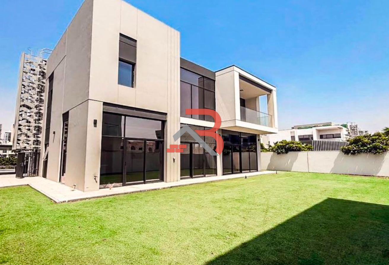 Landscaped | 5BR+Maid's+Driver's Room | Vacant photo 5