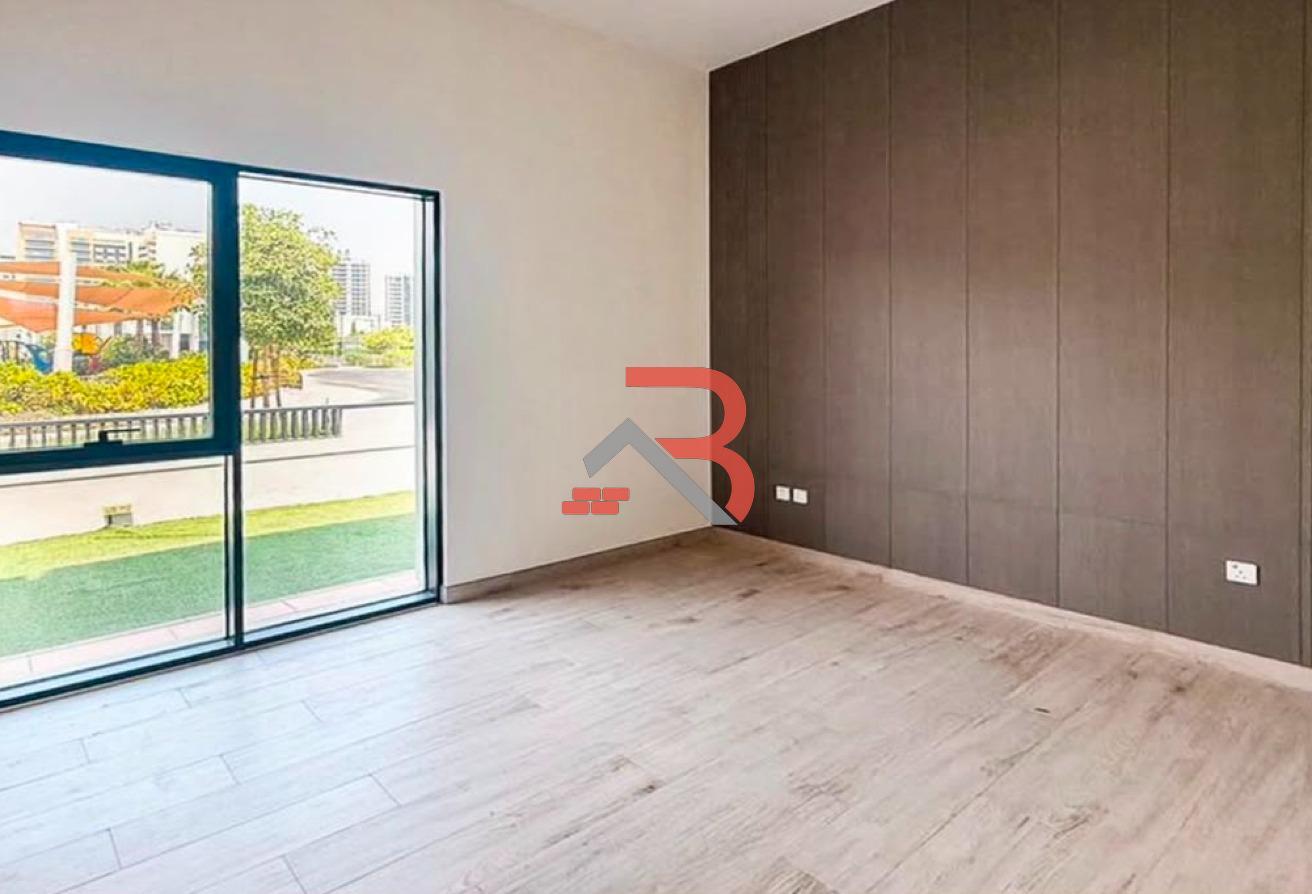 Landscaped | 5BR+Maid's+Driver's Room | Vacant photo 13