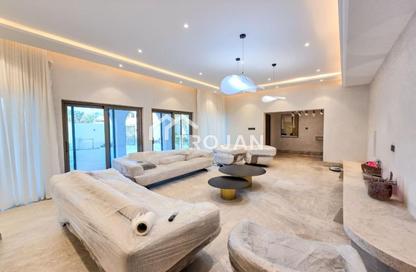 Villa - 5 - 5 for rent in Al Wasl Villas - Al Wasl Road - Al Wasl - Dubai Villa - 5 - 5 for rent in Al Wasl Villas - Al Wasl Road - Al Wasl - Dubai