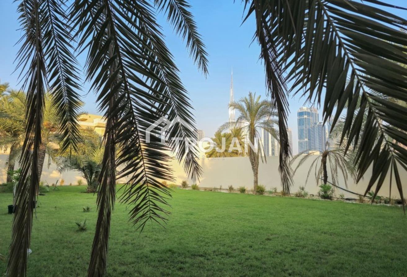 5BR Villa | Huge Garden | Prime Al Wasl Location photo 24