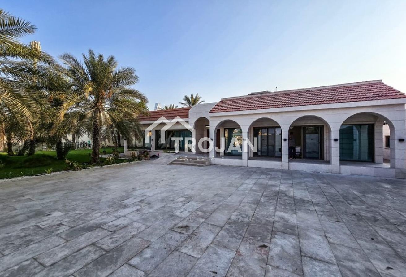 5BR Villa | Huge Garden | Prime Al Wasl Location photo 22