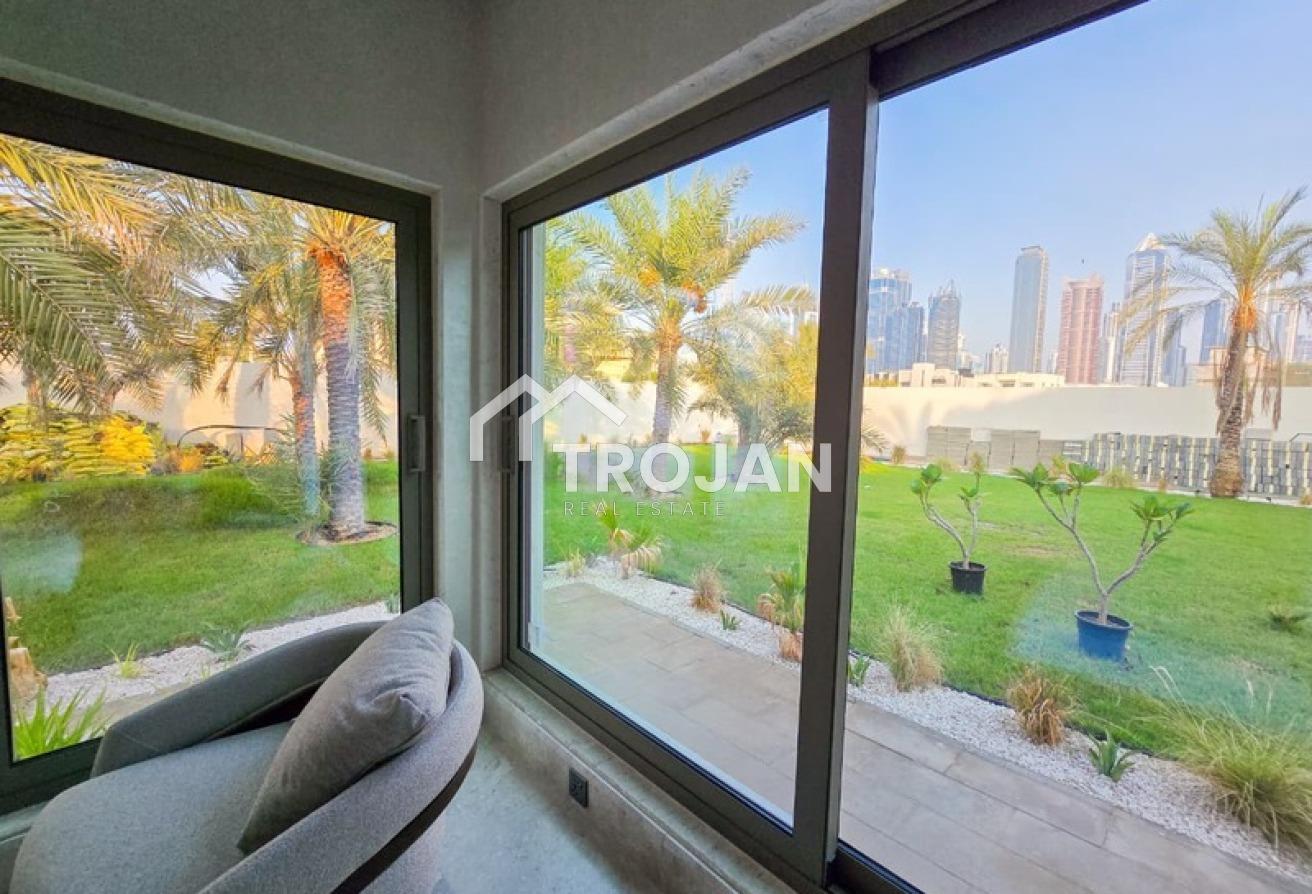 5BR Villa | Huge Garden | Prime Al Wasl Location photo 11