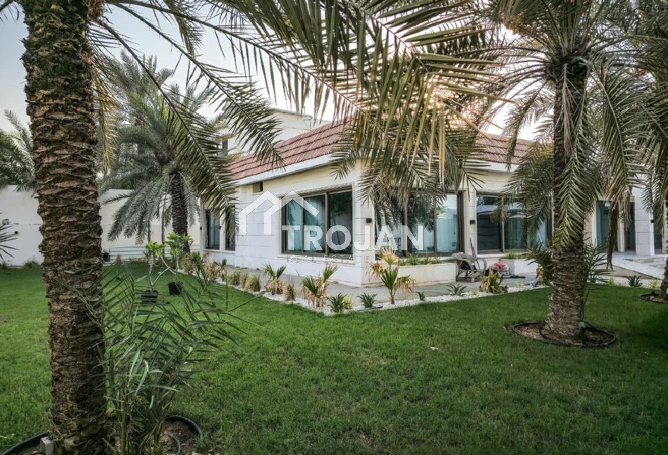 5BR Villa | Huge Garden | Prime Al Wasl Location photo 26
